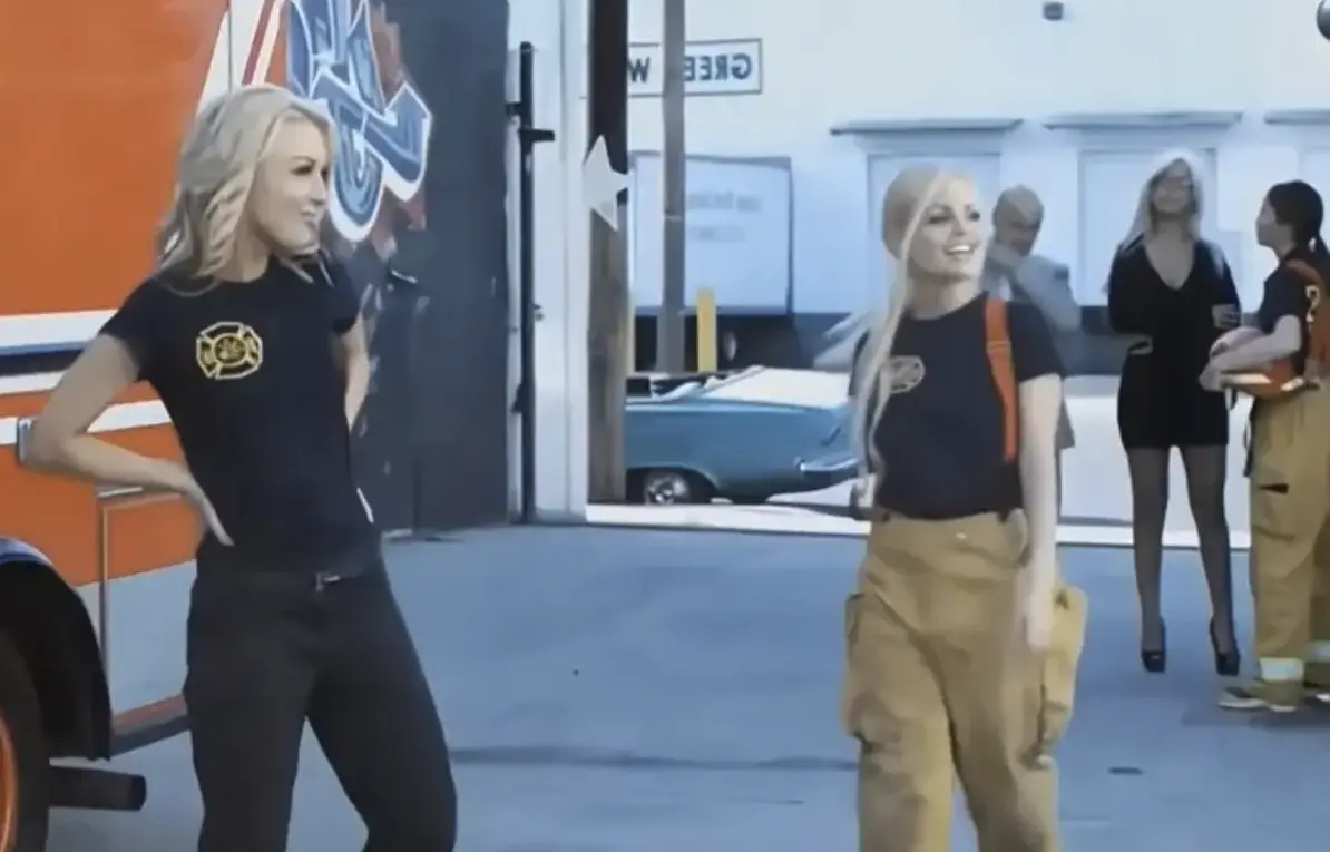 烈火守护人性光辉