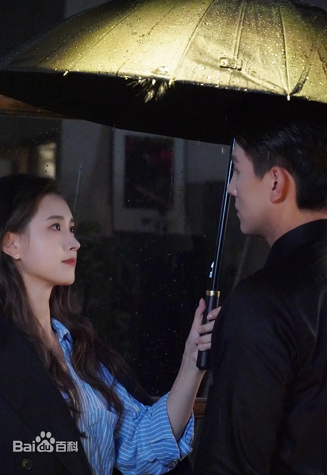 《盛夏芬德拉》1080P无删减 - 免费看全集 - 改编《冷战三年，扯证离婚》 - 深情夫妇客串 - 《盛夏芬德拉》下一章《一见钟情》