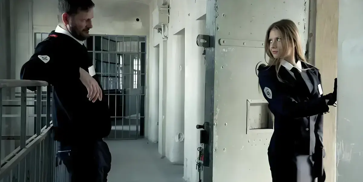 《高压监狱》高清完整版在线观看-国语中字无删减版-法国《高压监狱》全片免费1080P高清播放-青苹果影院