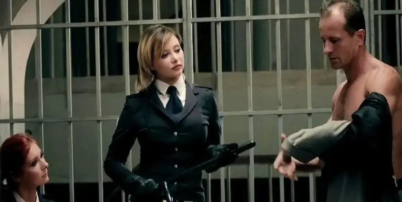 《高压监狱》电影全片未删减高清免费观看 - 高压监狱悬疑电影完整版在线观看 - 好看的电影