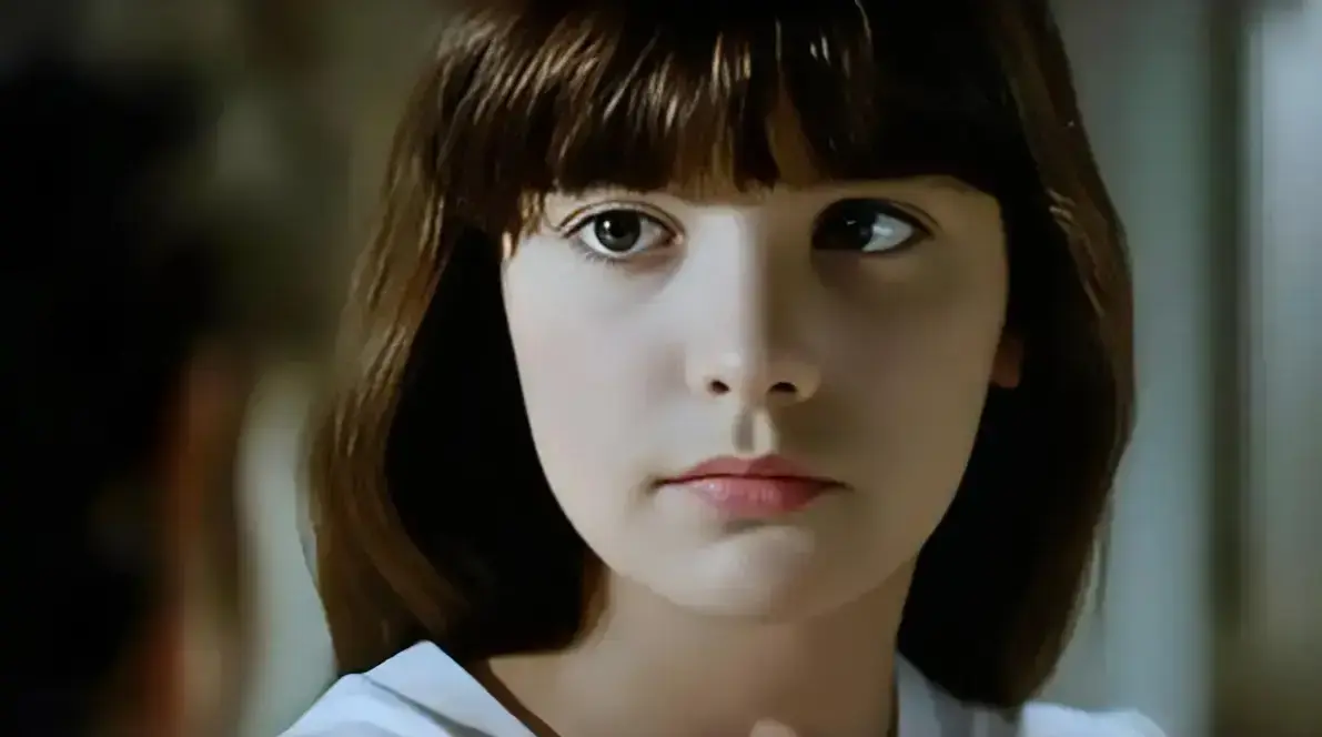 《不伦之恋》全集1080P超清未删减在线播映-家庭伦理剧《不伦之恋》高清流畅观看-《不伦之恋》无遮挡全片源免费播放-错位温存与亲情危机的伦理困境