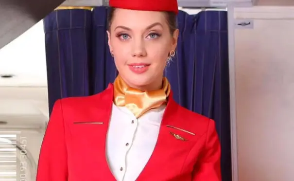 《法国空姐2》未删减免费在线看-《法国空姐2》高清全集-星空影院