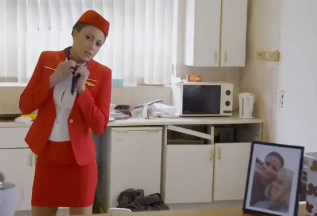 《法国空姐2017》免费在线看高清全集无广告 - 《法国空姐》未删减多语言字幕版