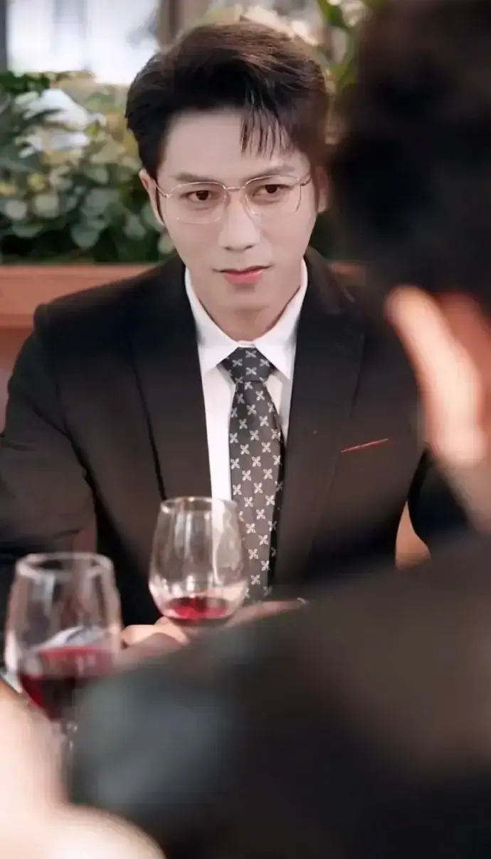 《诱他失控》65集全季未删减版_双男主BL剧2025最新_诱他失控高清免费在线观看-1080P无广告+网盘下载