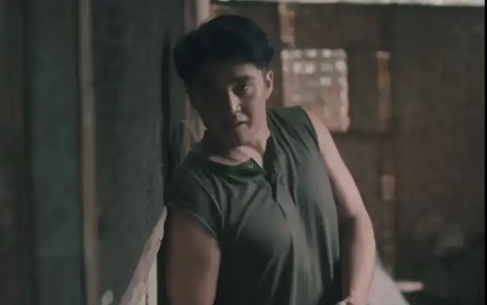 《野花》全集免费在线看未删减版 - 野花HD高清无广告纯净资源 - 丫丫影院独家整合野花网盘观看合集，原版画质完整留存-顶流明星雨夜被囚深山，这个“温柔女粉”的手段让人细思极恐！