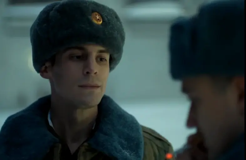 俄剧《外包死刑》全季在线观看 4K高清画质无广告-复仇与财富游戏《外包死刑》免费网盘资源 夸克迅雷双通道-星辰影院-《外包死刑》：复仇当生意你会接单吗？