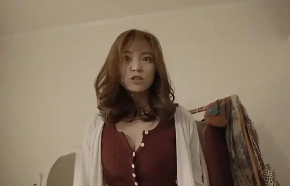 《年轻的妈妈5》蓝光画质无删减免费看_韩国爱情伦理片《年轻的妈妈5》_女婿和丈母娘的极限拉扯情节_最新同步更新