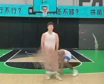 1080P高清《牛教练的裤子》视频，黑哥偷袭牛教练裤子精彩片段-在线观看《牛教练的裤子》，百度云/夸克迅雷UC阿里云网盘资源一键下载