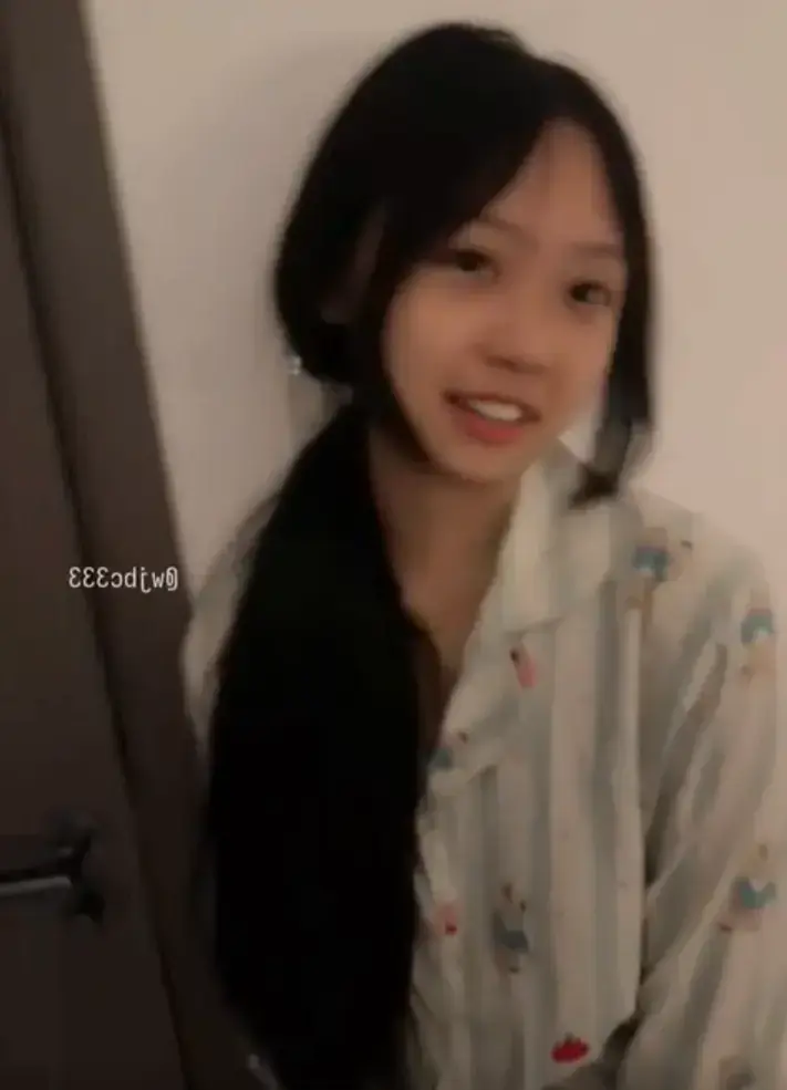 《湿妹刚满18岁》- 黑料视频全集免费看 - 无删减1080P高清完整版在线观看 - 夸克迅雷网盘资源下载